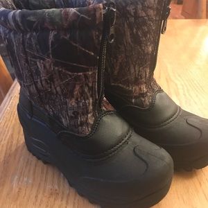 Used once Children’s boots